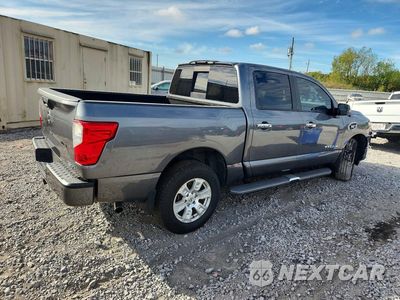 Trzecie zdjęcie samochodu z tyłu: 2017 NISSAN TITAN SV VIN:1N6AA1E64HN536465 - miniatura