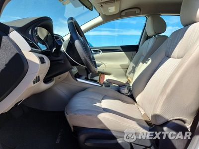 Zdjęcie 7 z 12 samochodu: 2017 NISSAN SENTRA SV VIN:3N1AB7AP4HY357754 - miniatura