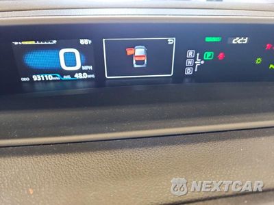 Zdjęcie 9 z 12 samochodu: 2017 TOYOTA PRIUS THREE VIN:JTDKARFU2H3049991 - miniatura