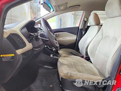 Zdjęcie 7 z 12 samochodu: 2013 KIA RIO LX VIN:KNADM4A39D6212238 - miniatura