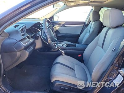 Zdjęcie 7 z 13 samochodu: 2019 HONDA CIVIC EX VIN:19XFC1F3XKE204128 - miniatura