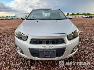 Piąte zdjęcie samochodu w środku: 2013 CHEVROLET SONIC LT VIN:1G1JC5SH4D4237920 - miniatura