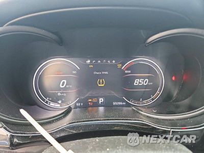 Zdjęcie 9 z 12 samochodu: 2015 KIA K900 LUXURY VIN:KNALW4D46F6018926 - miniatura