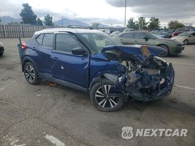 Czwarte zdjęcie samochodu z boku: 2019 NISSAN KICKS SV VIN:3N1CP5CUXKL470548 - miniatura