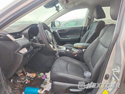 Zdjęcie 7 z 12 samochodu: 2019 TOYOTA RAV4 LE VIN:2T3H1RFV9KW056301 - miniatura