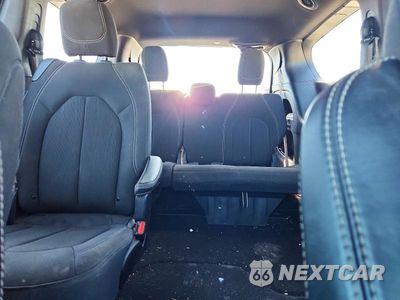 Zdjęcie 10 z 13 samochodu: 2019 CHRYSLER PACIFICA TOURING PLUS VIN:2C4RC1FGXKR633400 - miniatura