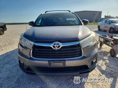 Piąte zdjęcie samochodu w środku: 2015 TOYOTA HIGHLANDER XLE VIN:5TDKKRFH4FS051110 - miniatura