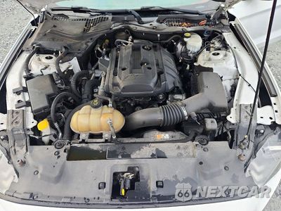 Zdjęcie 11 z 12 samochodu: 2018 FORD MUSTANG VIN:1FA6P8TH8J5110682 - miniatura