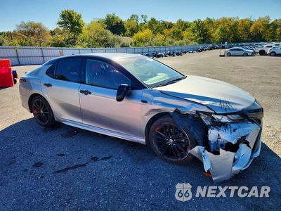 Czwarte zdjęcie samochodu z boku: 2022 TOYOTA CAMRY XSE VIN:4T1K31AK6NU034588 - miniatura