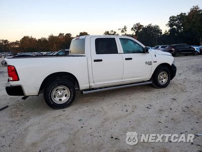 Trzecie zdjęcie samochodu z tyłu: 2019 RAM 1500 CLASSIC TRADESMAN VIN:3C6RR7KT0KG589201 - miniatura