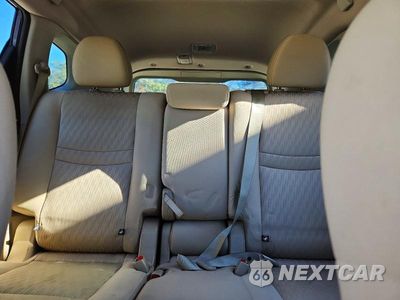 Zdjęcie 10 z 13 samochodu: 2017 NISSAN ROGUE SV VIN:5N1AT2MV9HC737930 - miniatura