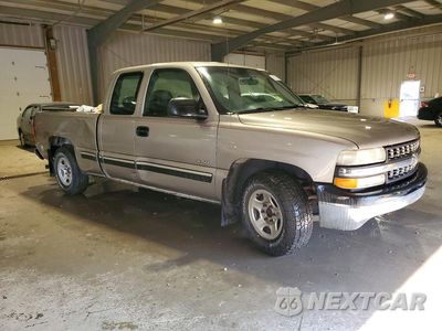 Czwarte zdjęcie samochodu z boku: 2001 CHEVROLET SILVERADO C1500 VIN:2GCEC19V511170703 - miniatura