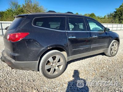 Trzecie zdjęcie samochodu z tyłu: 2012 CHEVROLET TRAVERSE LTZ VIN:1GNKRLED6CJ114411 - miniatura