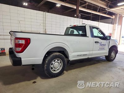 Trzecie zdjęcie samochodu z tyłu: 2022 FORD F 150 VIN:1FTMF1CP8NKD24694 - miniatura