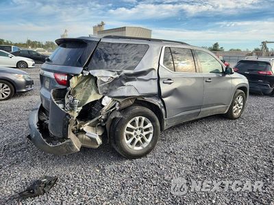 Trzecie zdjęcie samochodu z tyłu: 2019 CHEVROLET TRAVERSE LT VIN:1GNERGKW8KJ266991 - miniatura