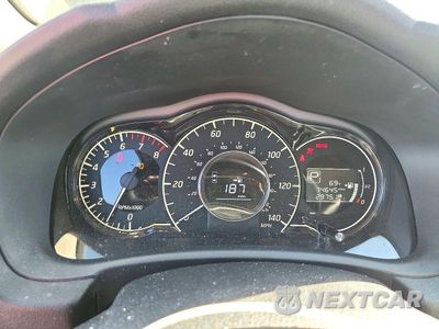 Zdjęcie 9 z 12 samochodu: 2016 NISSAN VERSA NOTE SV VIN:3N1CE2CP6GL401555 - miniatura