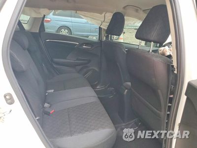 Zdjęcie 10 z 12 samochodu: 2015 HONDA FIT LX VIN:3HGGK5H57FM775988 - miniatura