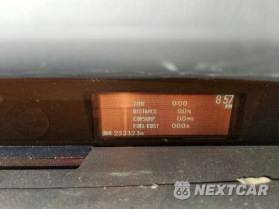 Zdjęcie 9 z 12 samochodu: 2013 TOYOTA PRIUS PERSONA SERIES SE VIN:JTDKN3DU8D1660764 - miniatura