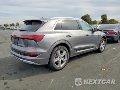 Trzecie zdjęcie samochodu z tyłu: 2019 AUDI E-TRON PRESTIGE VIN:WA1VABGEXKB019009 - miniatura