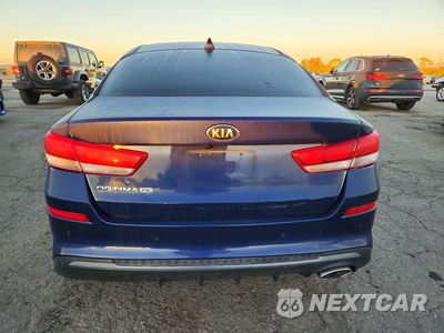 Zdjęcie 6 z 12 samochodu: 2019 KIA OPTIMA LX VIN:5XXGT4L34KG322189 - miniatura