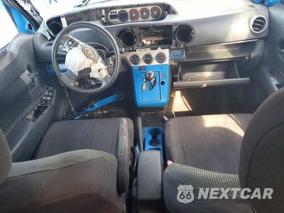 Zdjęcie 8 z 14 samochodu: 2008 SCION XB BASE VIN:JTLKE50E081047834 - miniatura
