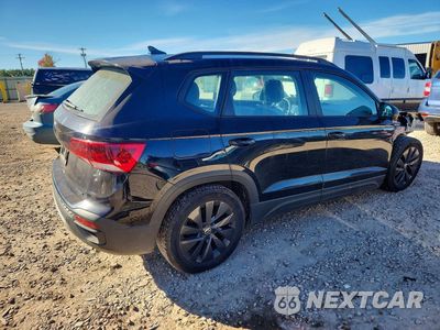 Trzecie zdjęcie samochodu z tyłu: 2022 VOLKSWAGEN TAOS S VIN:3VVMX7B25NM023722 - miniatura