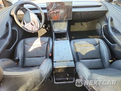 Zdjęcie 8 z 13 samochodu: 2025 TESLA MODEL 3 VIN:5YJ3E1EA1SF042221 - miniatura