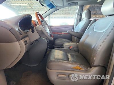 Zdjęcie 7 z 13 samochodu: 2006 TOYOTA SIENNA XLE LIMITED 7 PASSENGER VIN:5TDBA22C16S075210 - miniatura