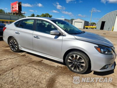 Czwarte zdjęcie samochodu z boku: 2017 NISSAN SENTRA SR VIN:3N1AB7AP4HY252602 - miniatura