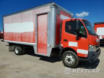 Czwarte zdjęcie samochodu z boku: 2018 HINO 195 BOX TRUCK VIN:JHHSDM2H0JK006391 - miniatura