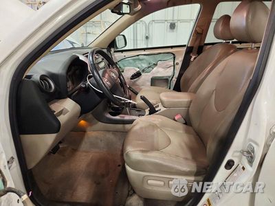 Zdjęcie 7 z 13 samochodu: 2006 TOYOTA RAV4 LIMITED VIN:JTMBK31V865011760 - miniatura