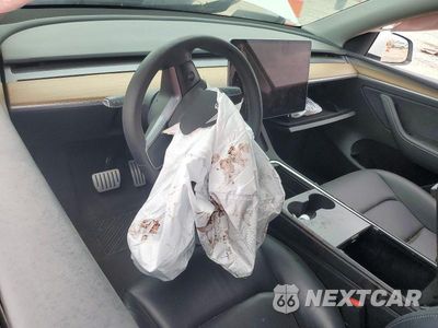 Zdjęcie 8 z 12 samochodu: 2023 TESLA MODEL Y VIN:7SAYGDEF9PF713481 - miniatura