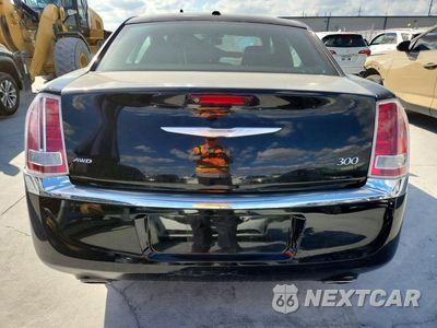 Zdjęcie 6 z 13 samochodu: 2014 CHRYSLER 300 VIN:2C3CCARG0EH151082 - miniatura