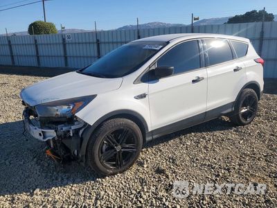 2019 FORD ESCAPE S 1FMCU0F7XKUA72191 - główne zdjęcie licytacji z USA - miniatura