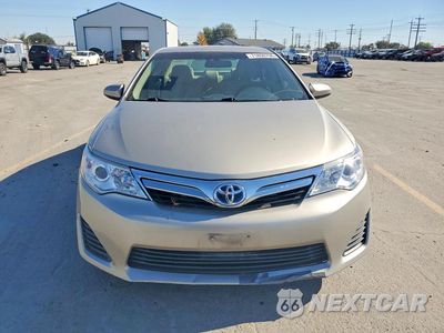 Piąte zdjęcie samochodu w środku: 2013 TOYOTA CAMRY HYBRID LE VIN:4T1BD1FK2DU080052 - miniatura