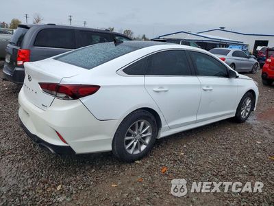 Trzecie zdjęcie samochodu z tyłu: 2018 HYUNDAI SONATA SE VIN:5NPE24AF9JH606024 - miniatura
