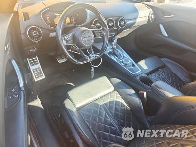 Zdjęcie 8 z 12 samochodu: 2017 AUDI TT VIN:TRUC5AFV9H1011601 - miniatura