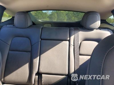 Zdjęcie 10 z 14 samochodu: 2023 TESLA MODEL Y VIN:7SAYGDEF4PF911742 - miniatura