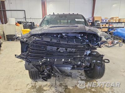 Piąte zdjęcie samochodu w środku: 2026 RAM 2500 LARAMIE VIN:3C6UR5FJ1TG355254 - miniatura