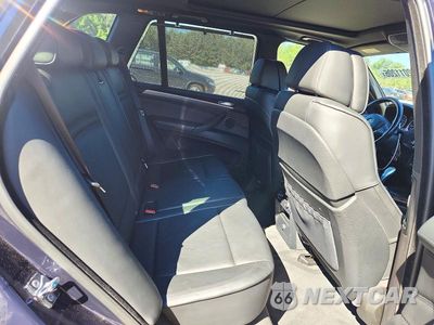 Zdjęcie 11 z 14 samochodu: 2009 BMW X5 XDRIVE48I VIN:5UXFE83579L169847 - miniatura
