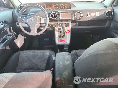 Zdjęcie 8 z 13 samochodu: 2015 SCION XB BASE VIN:JTLZE4FE8FJ068346 - miniatura