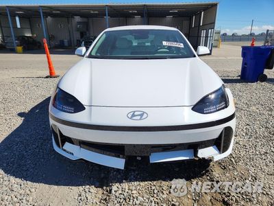 Piąte zdjęcie samochodu w środku: 2025 HYUNDAI IONIQ 6 SEL VIN:KMHM34AC2SA114048 - miniatura