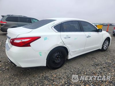 Trzecie zdjęcie samochodu z tyłu: 2017 NISSAN ALTIMA 2.5 S VIN:1N4AL3APXHC244022 - miniatura