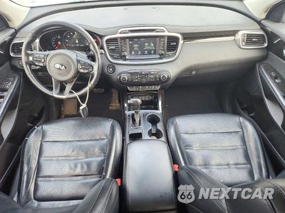 Zdjęcie 8 z 13 samochodu: 2018 KIA SORENTO EX VIN:5XYPH4A52JG423764 - miniatura