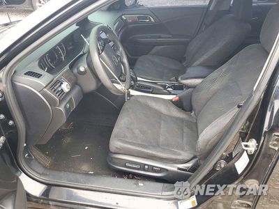 Zdjęcie 7 z 12 samochodu: 2016 HONDA ACCORD EX VIN:1HGCR2F79GA236056 - miniatura