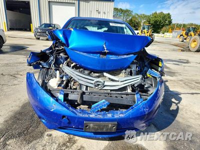 Piąte zdjęcie samochodu w środku: 2014 NISSAN VERSA NOTE SV VIN:3N1CE2CP8EL402557 - miniatura