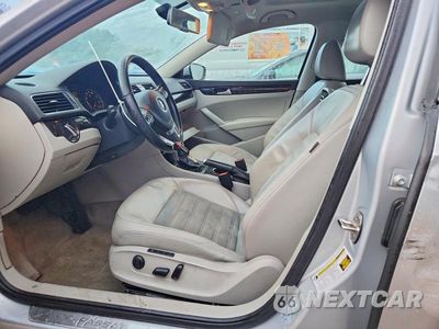 Zdjęcie 7 z 12 samochodu: 2015 VOLKSWAGEN PASSAT SEL VIN:1VWCM7A30FC033183 - miniatura