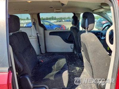 Zdjęcie 11 z 13 samochodu: 2015 DODGE GRAND CARAVAN SE VIN:2C4RDGBG5FR623742 - miniatura