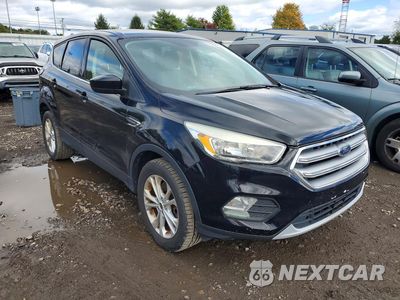 Czwarte zdjęcie samochodu z boku: 2017 FORD ESCAPE SE VIN:1FMCU9G94HUB04212 - miniatura