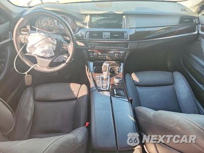 Zdjęcie 8 z 12 samochodu: 2014 BMW 535 I VIN:WBA5B1C54ED479615 - miniatura
